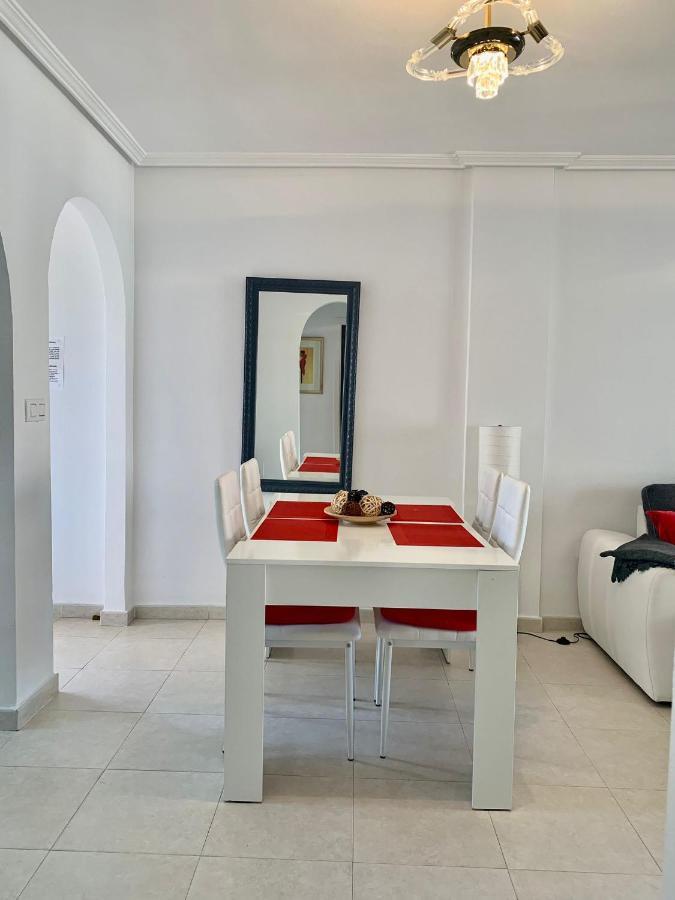 Апартаменти Holidoo Travel "El Divino 127" Лос-Алькасарес Екстер'єр фото